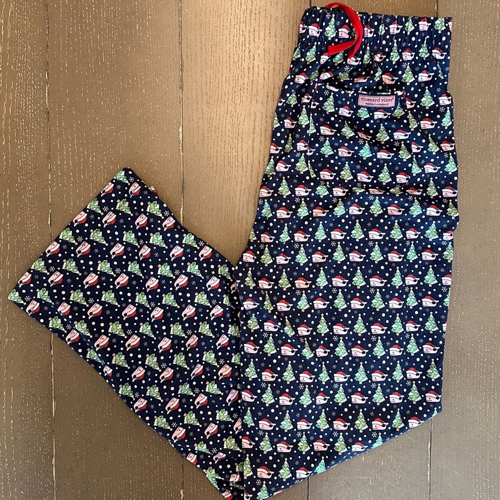 Vineyard Vines Boys’ Cozy Christmas/Holiday Whale Pajama Pants • Size: XL (18)